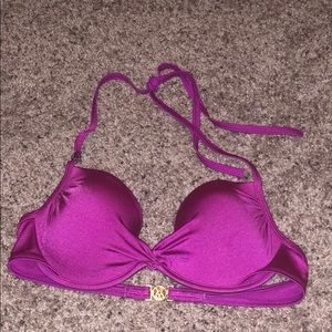 Victoria Secret’s bikini top